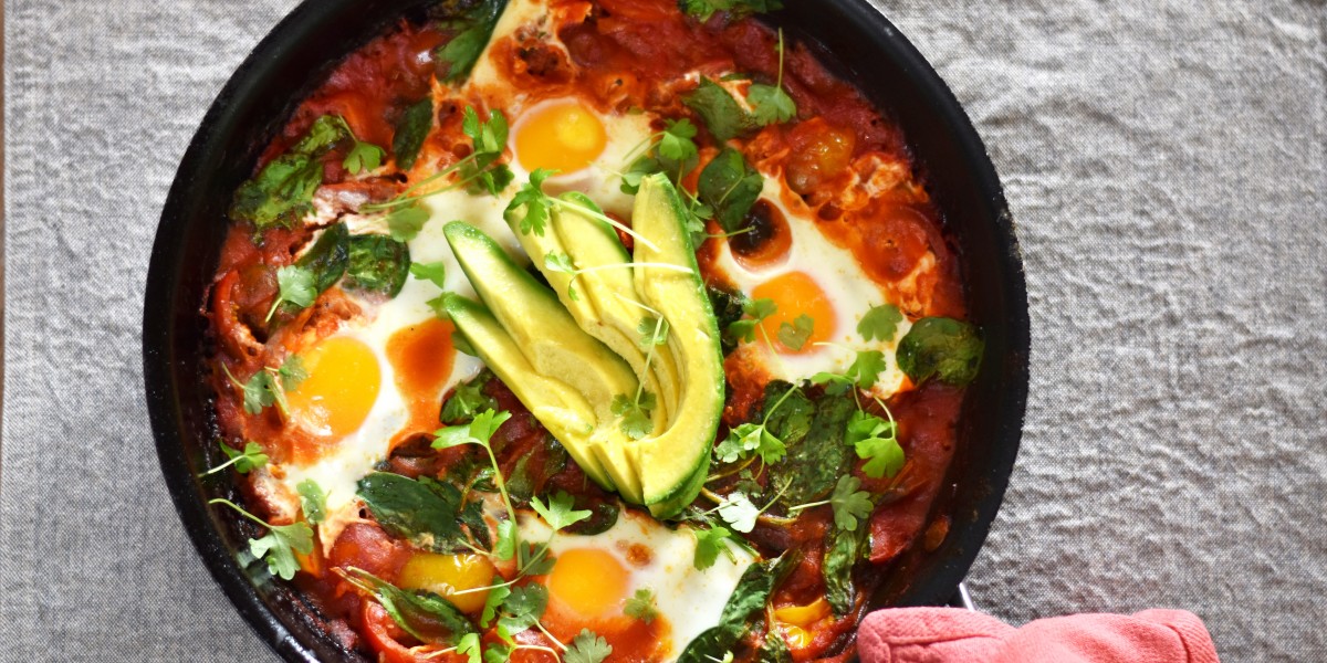 Healthy recipe for delicious baked eggs